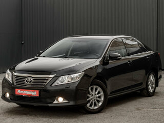 2014 Toyota Camry VII (XV50), чёрный, 1940000 рублей, вид 1