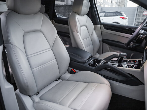 2019 Porsche Cayenne III, синий, 5699000 рублей - вид 29