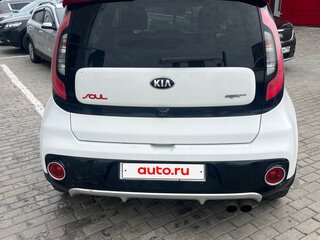 2018 Kia Soul II Рестайлинг, белый, 1150000 рублей, вид 2