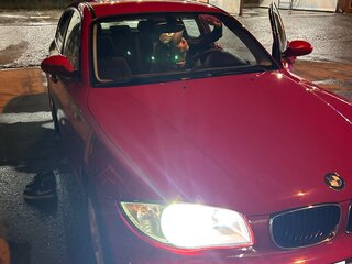 2009 BMW 1 серии 116i I (E81/E82/E87/E88) Рестайлинг, красный, 700000 рублей, вид 3