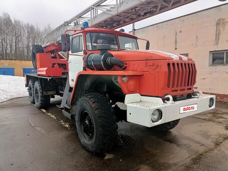 2013 Урал 4320, красный, 5141000 рублей, вид 1