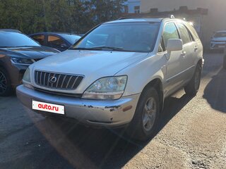 2002 Lexus RX 300 I, белый, 700000 рублей, вид 2