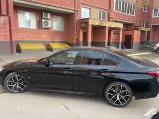 2021 BMW 5 серии 540d xDrive VII (G30/G31/G38) Рестайлинг, чёрный, 6700000 рублей, вид 4