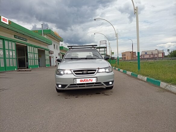 2010 Daewoo Nexia I Рестайлинг, серебристый, 120000 рублей - вид 3