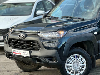 2024 Lada (ВАЗ) Niva Travel I, чёрный, 1179000 рублей, вид 2