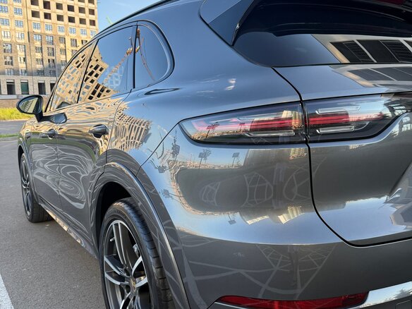 2019 Porsche Cayenne Turbo III, серый, 5700000 рублей - вид 30