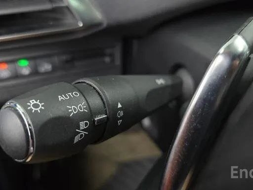 2021 Peugeot 3008 II Рестайлинг, белый, 2780000 рублей - вид 25