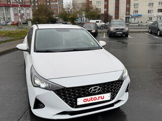 2022 Hyundai Solaris II Рестайлинг, белый, 1750000 рублей, вид 1