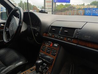 1994 Mercedes-Benz S-Класс 350 III (W140) Рестайлинг, синий, 650000 рублей, вид 5
