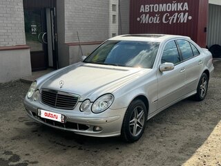 2003 Mercedes-Benz E-Класс 240 III (W211, S211), серебристый, 300000 рублей, вид 2