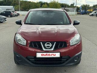 2011 Nissan Qashqai I Рестайлинг, красный, 800000 рублей, вид 2