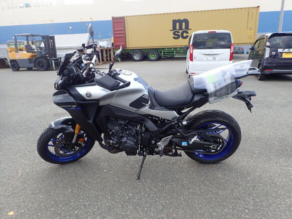 2021 Yamaha MT-09 Tracer (FJ-09), серый, 1219000 рублей - вид 15