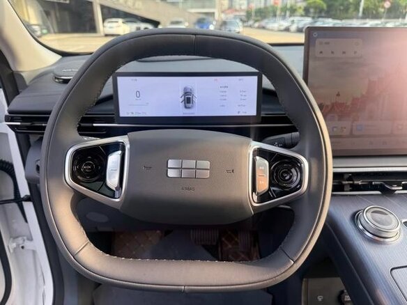 2026 Geely Galaxy E5 60.22 kWh, белый, 3450000 рублей - вид 13