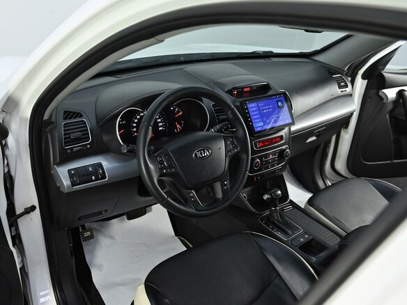 2013 Kia Sorento II Рестайлинг, белый - вид 5