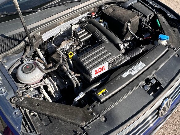2017 Volkswagen Passat B8, синий - вид 12
