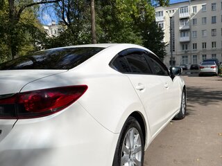 2017 Mazda 6 III (GJ) Рестайлинг, белый, 1700000 рублей, вид 5