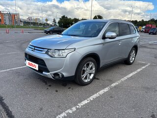 2014 Mitsubishi Outlander III Рестайлинг, серый, 1380000 рублей, вид 1