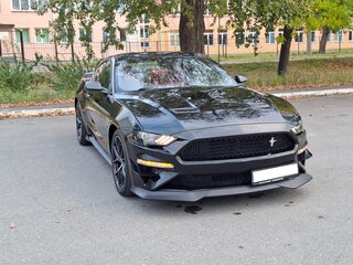 2022 Ford Mustang VI Рестайлинг, чёрный, 3480000 рублей, вид 4