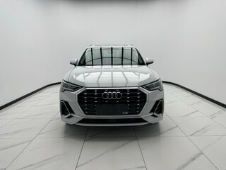 2021 Audi Q3 35 TFSI II (F3), белый, 2570000 рублей, вид 2