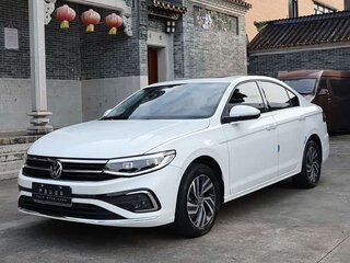 2023 Volkswagen Bora IV (China Market) Рестайлинг, белый, 1125000 рублей, вид 1