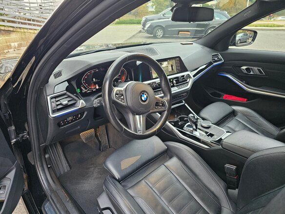 2020 BMW 3 серии 318d VII (G2x), чёрный, 2900000 рублей