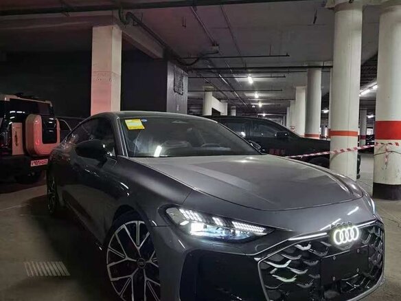 2026 Audi A5 L Sportback III (B10), серый, 5500000 рублей - вид 2