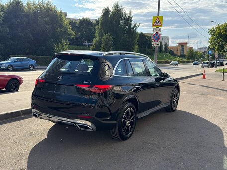 2026 Mercedes-Benz GLC 260 L II (X254), чёрный, 7790000 рублей, вид 4