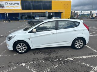 2016 Hyundai Solaris I Рестайлинг, белый, 790000 рублей, вид 5