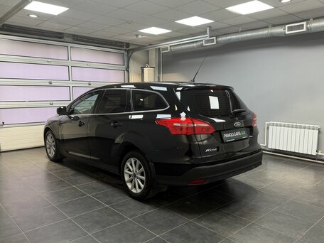2016 Ford Focus III Рестайлинг, чёрный, 1415000 рублей, вид 3