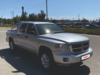 2008 Dodge Dakota III Рестайлинг, серебристый, 1690000 рублей, вид 1