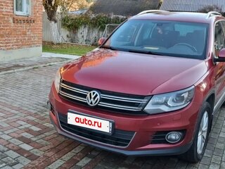 2013 Volkswagen Tiguan I Рестайлинг, красный, 1600000 рублей, вид 1