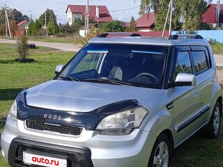 2010 Kia Soul I, серебристый, 600000 рублей, вид 2