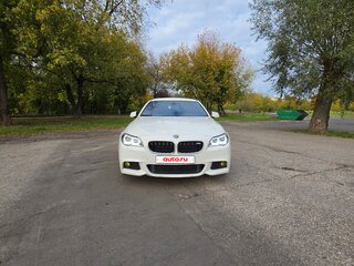 2012 BMW 5 серии 530d xDrive VI (F10/F11/F07), белый, 2600000 рублей, вид 3