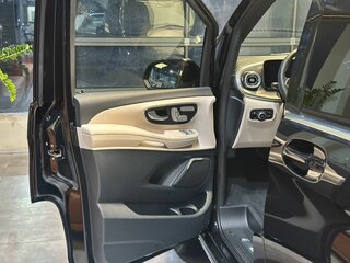2026 Mercedes-Benz V-Класс Extra Long 300 d экстра длинный III (W447) Рестайлинг 2, чёрный, 15490000 рублей, вид 5