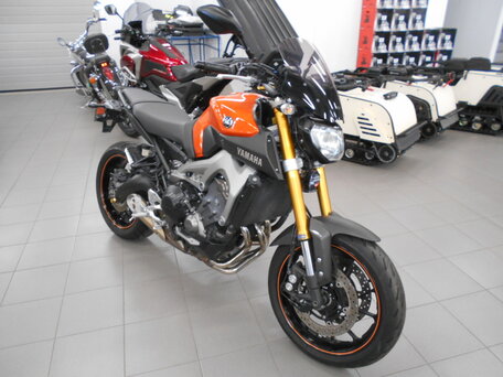 2014 Yamaha MT-09 (FZ-09), оранжевый, 610000 рублей, вид 1