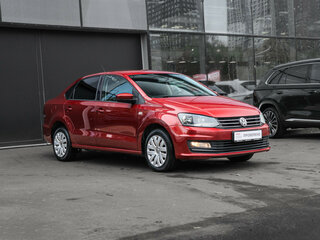 2015 Volkswagen Polo V Рестайлинг, красный, 950000 рублей, вид 3