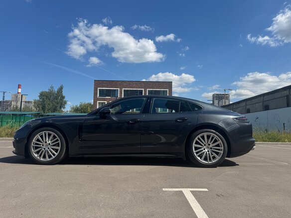 2019 Porsche Panamera 4 II, серый, 7300000 рублей - вид 8
