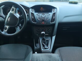 2013 Ford Focus III, белый, 799000 рублей, вид 5