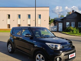 2017 Kia Soul II Рестайлинг, чёрный, 1350000 рублей, вид 3