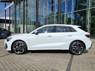 2026 Audi A3 Sportback 35 TFSI IV (8Y) Рестайлинг, белый, 4490000 рублей, вид 2