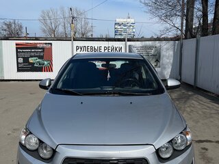 2012 Chevrolet Aveo II, серебристый, 400000 рублей, вид 1
