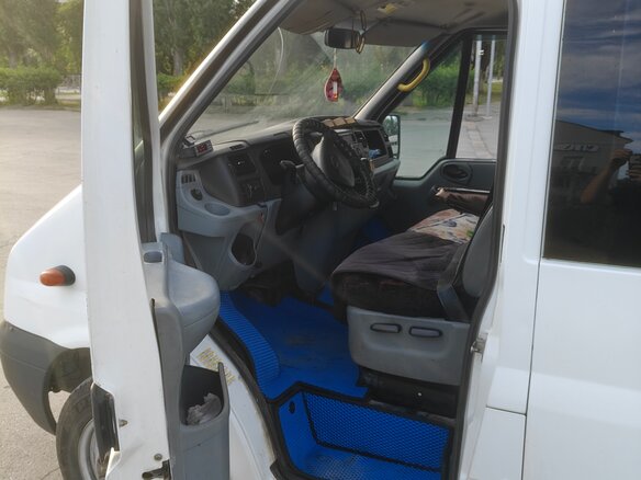2013 Ford Transit, белый, 1300000 рублей - вид 4