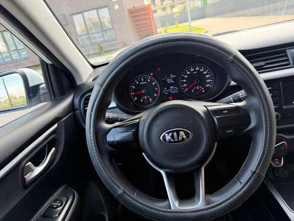 2018 Kia Rio IV, белый - вид 5