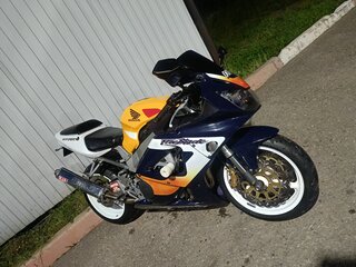 2000 Honda CBR 929RR Fireblade, жёлтый, 520000 рублей, вид 2