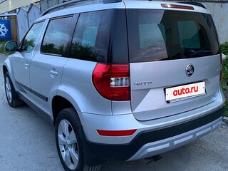 2014 Skoda Yeti I Рестайлинг, серый, 1280000 рублей, вид 4