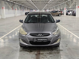2013 Hyundai Solaris I, серый, 499000 рублей, вид 2