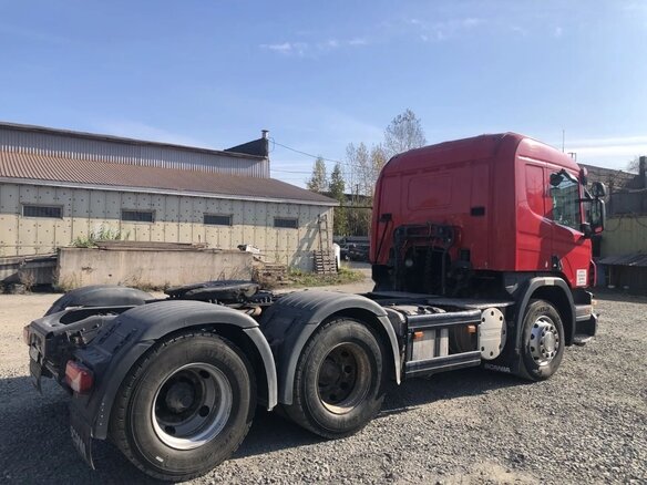 2015 Scania P-series, красный, 3300000 рублей - вид 4