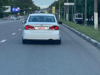 2010 Honda Civic VIII Рестайлинг, белый, 750000 рублей, вид 4