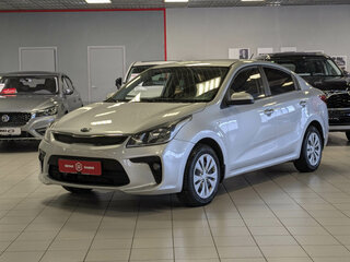 2017 Kia Rio IV, серебристый, 959900 рублей, вид 4