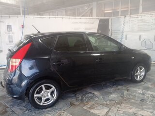 2009 Hyundai i30 I, чёрный, 550000 рублей, вид 4